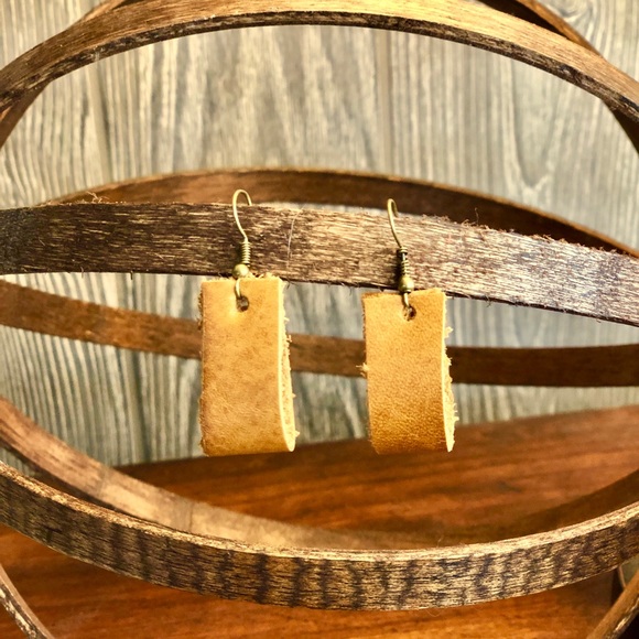 handmade Jewelry - Chestnut brown Leather Loop Earrings. Handmade.